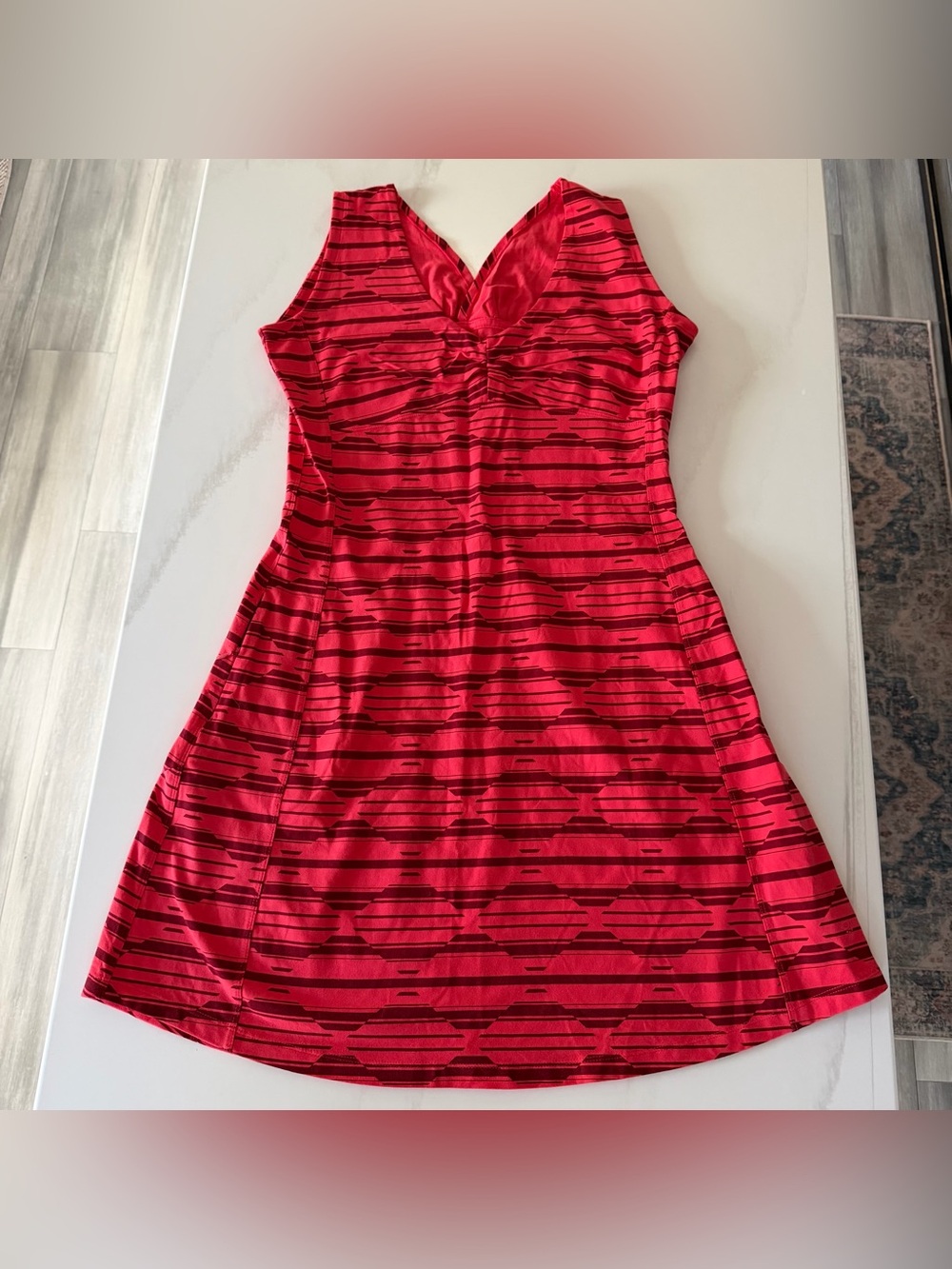 Mountain Hardwear Women’s Mountain Stretch V-Neck Dress- Medium
